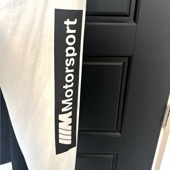 🔥 2/$50🔥BMW Men’s XL Motorsport Crew Neck Sweater - Picture 8 of 8